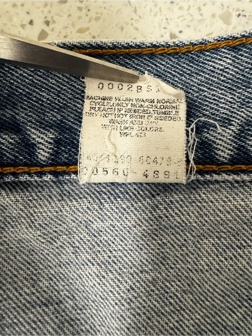 Levis 560 Loose Fit Tapered Leg Jeans Men 36x30 Blue Vintage 90s Work Whiskered